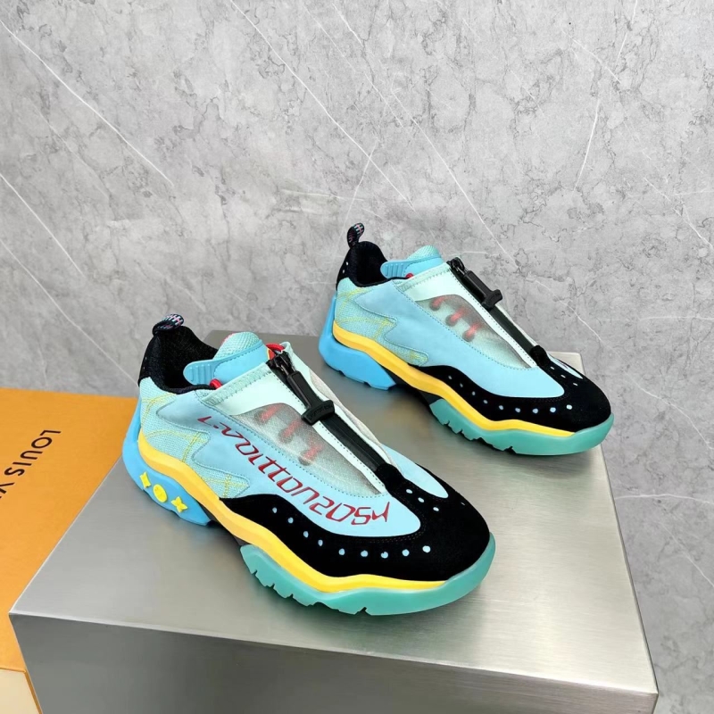 l**is V*t*n sneakers